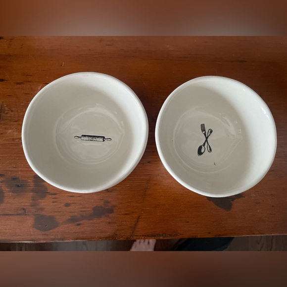 RARE Rae Dunn Discontinued Small Icon Bowl - Farmhouse - Picture 2 of 3